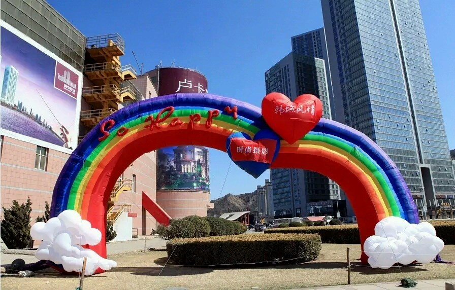 秦州彩虹充气拱门